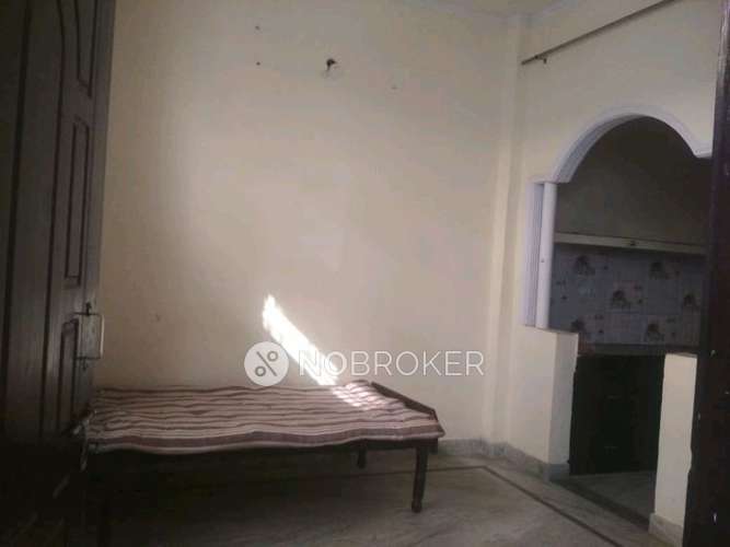 1 BHK House for Rent  In Sector 11