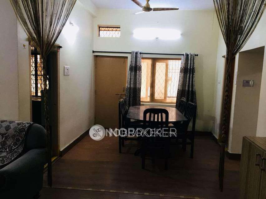 4+ BHK Flat In Ganga Apartments For Sale  In Begumpet