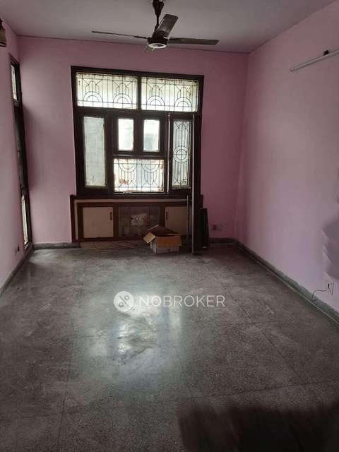 2 BHK Flat In Dda Maheshwari Apartment For Sale  In Rohini