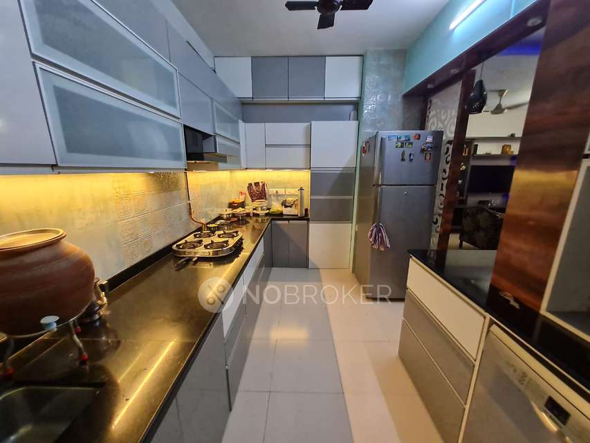 3 BHK Flat In Lunkad Amazon Society, Viman Nagar For Sale  In Viman Nagar