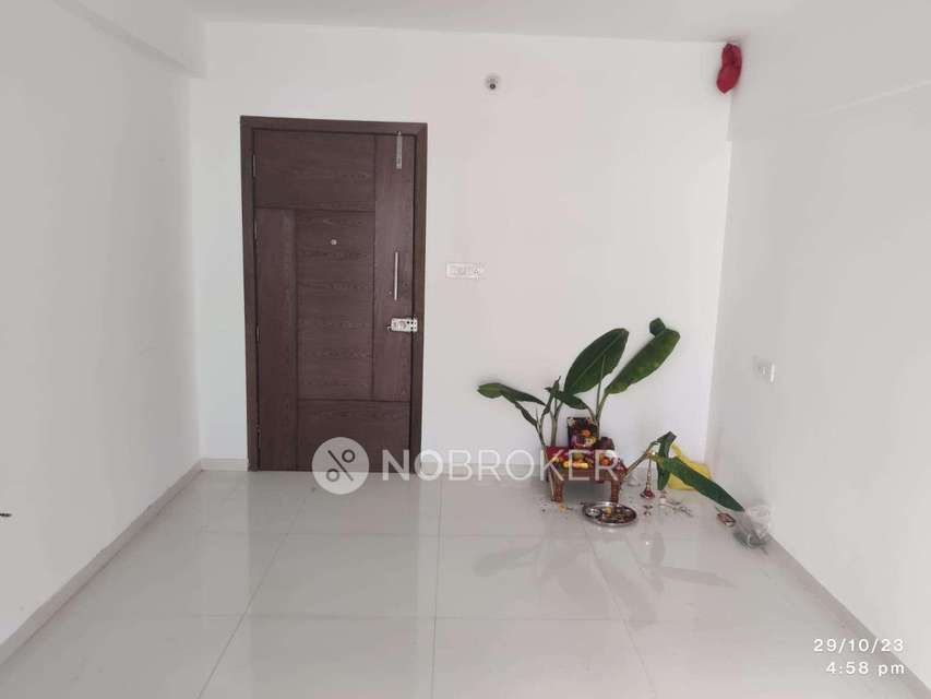 3 BHK Flat In Shivam 19 Grand West for Rent  In Thergaon