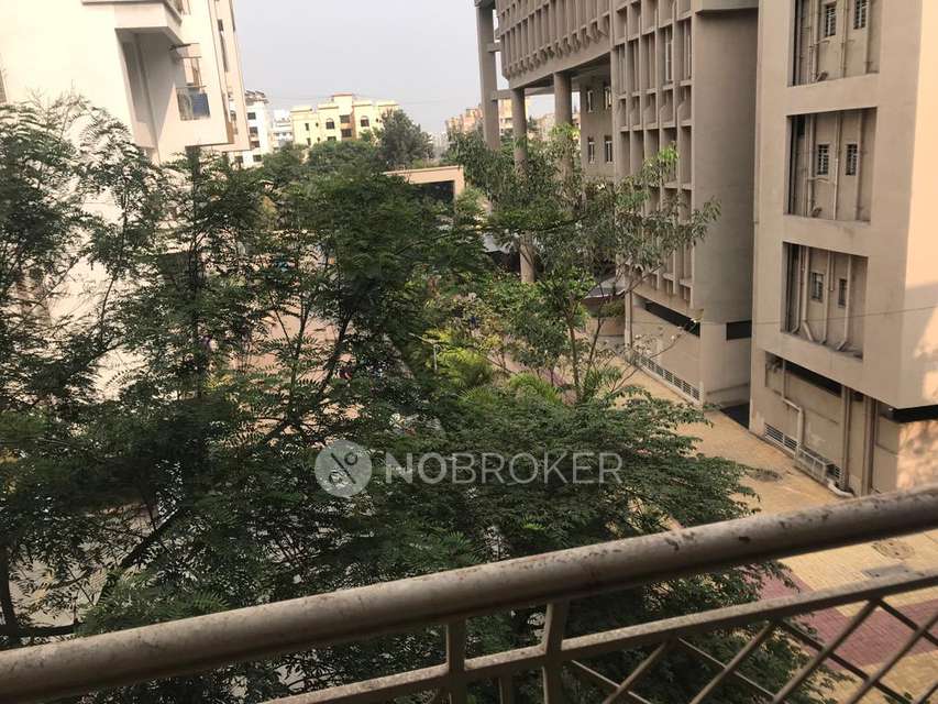 3 BHK Flat In Gk Rose Icon for Rent  In Pimple Saudagar
