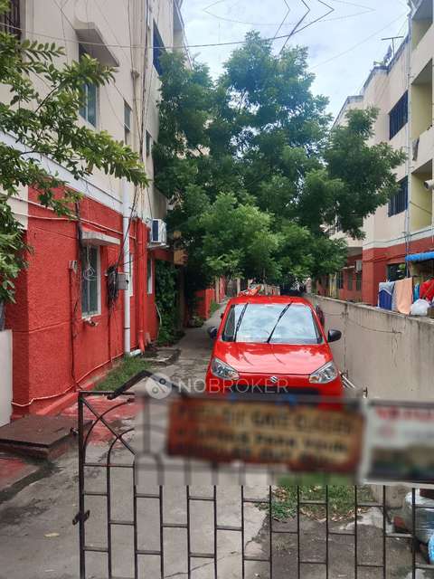 2 BHK Flat In Apoorva Apartments., Chrompet For Sale  In Chromepet