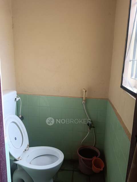 2 BHK Flat In Apoorva Apartments., Chrompet For Sale  In Chromepet