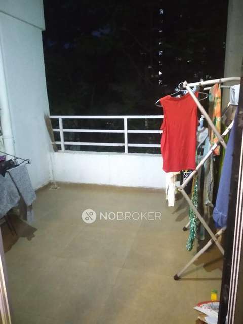 2 BHK Flat In Capital Tower For Sale  In Wakad