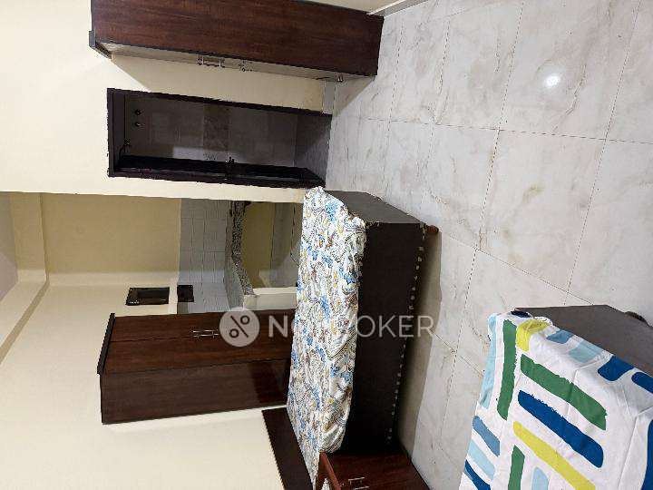 PG for Boys in Sector18