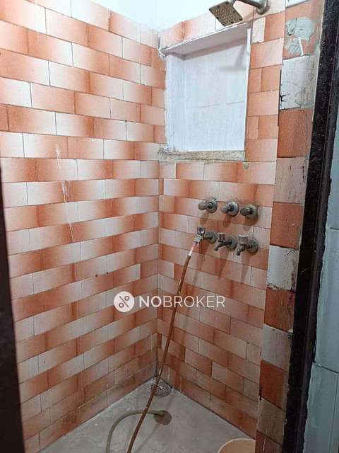 2 BHK Flat In Standalone Building  For Sale  In Punjabi Bagh