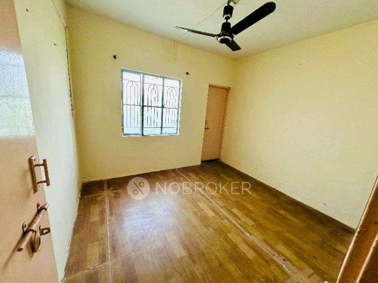 1 BHK Flat In Sonali Apartment For Sale  In Anand Nagar