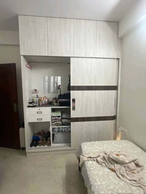 Single Room for Female In 3 BHK  In Thiru Glory, Ashoka Road In Thiru Glory