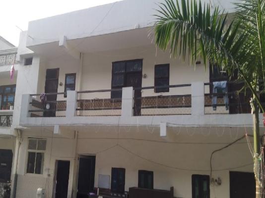 PG for Boys in Sector 62