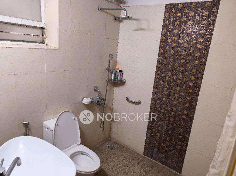 3 BHK Flat In Tranquil Towers For Sale  In Kondapur