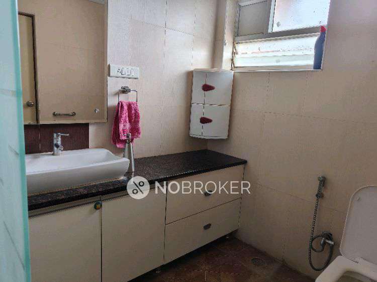 3 BHK Flat In Tranquil Towers For Sale  In Kondapur