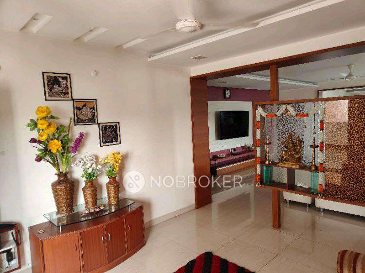 3 BHK Flat In Tranquil Towers For Sale  In Kondapur