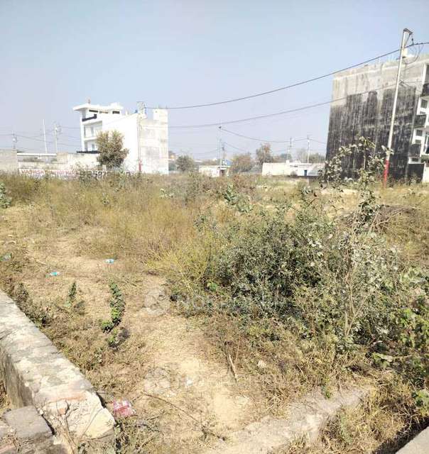 Plot For Sale  In Roza Yakubpur