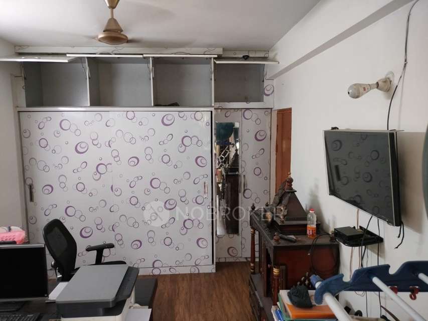 2 BHK Flat In Wave Executive Floors Nh 24  for Rent  In Wave City
