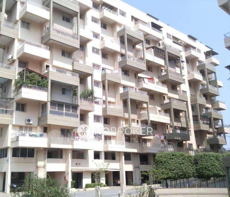 Shared Room for Male In 2 BHK  In Mantra Majestica Apartment In  Hadapsar, Pune