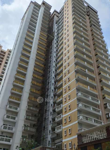 Shared Room for Female In 3 BHK  In Migsun Vilaasa In Eta Ii