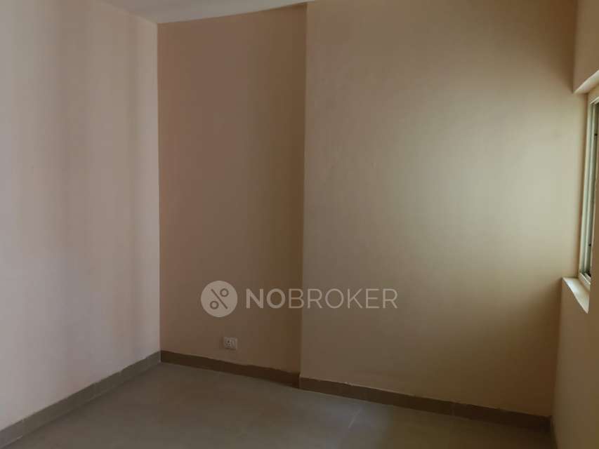 2 BHK Flat In Nbcc Dream Valley, Amrapali Dream Valley for Rent  In Amrapali Dream Valley