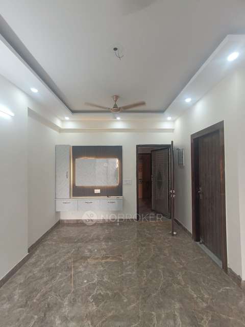 3 BHK Flat In Panchsheel Wellington, Crossings Republik for Rent  In Crossings Republik