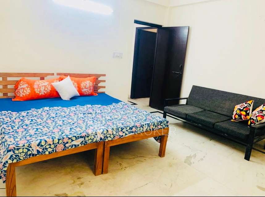 4 BHK Villa In Shrishti Apartment, Sector 56, for Rent  In Sector 56, Gurgaon