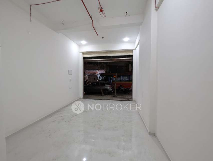 Shop in Kandivalli, Mumbai for sale 