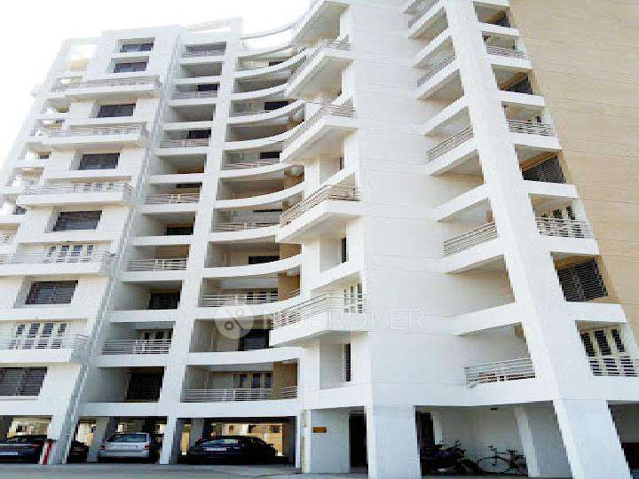 Shared Room for Male In 2 BHK  In La Melosa In Wakad