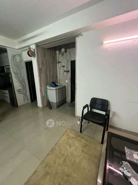 Single Room for Female In 2 BHK  In Ajnara Homes In Plot Gh-03, Sector 16b Rd, Greater Noida West, Bhangel, Ghaziabad, Uttar Pradesh 201306, India