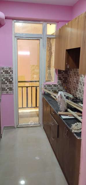 2 BHK Flat In Golf Aims Green Avenue for Rent  In Aims Green Avenue B Tower