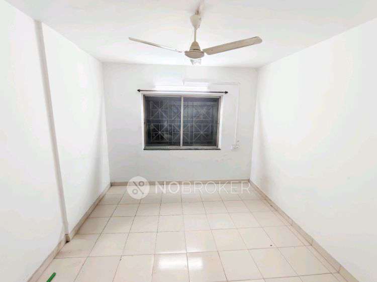 Single Room for Male In 2 BHK  In Chandrakala Heights In Hadapsar