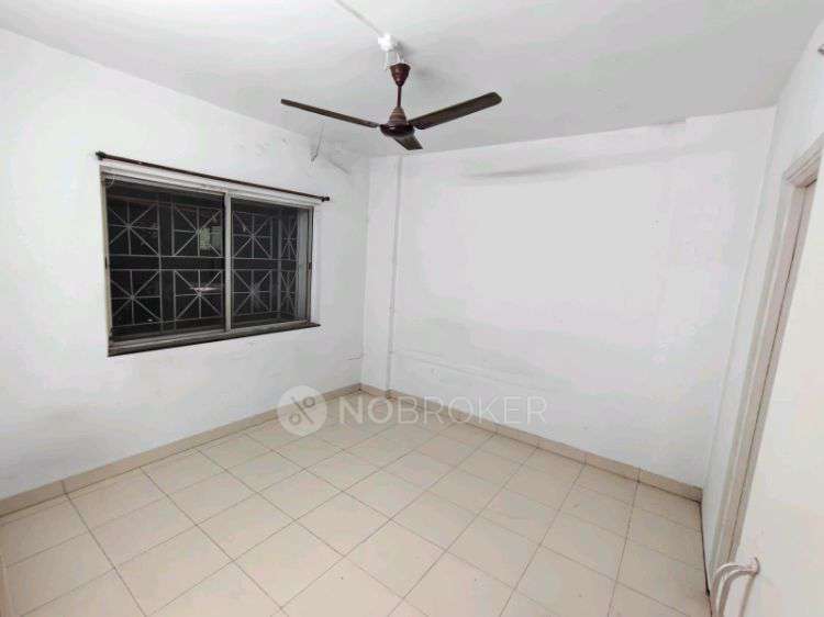 Single Room for Male In 2 BHK  In Chandrakala Heights In Hadapsar