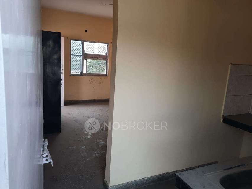 1 RK Flat In C2b for Rent  In Janakpuri