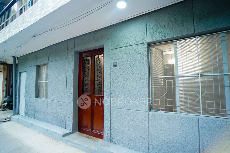 2 BHK Flat In J & N Block Kalkaji for Rent  In Kalkaji