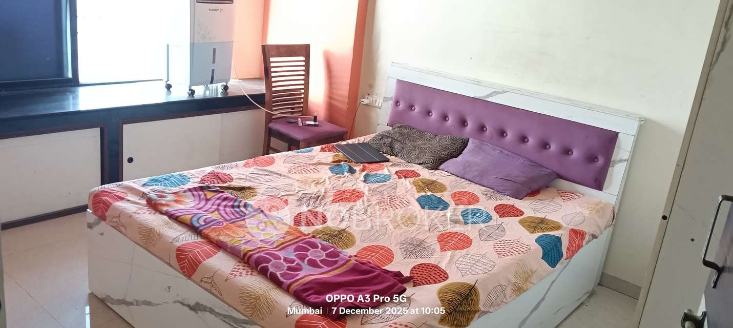 Single Room for Female In 1 BHK  In Shushila Apartment Versova In Andheri West