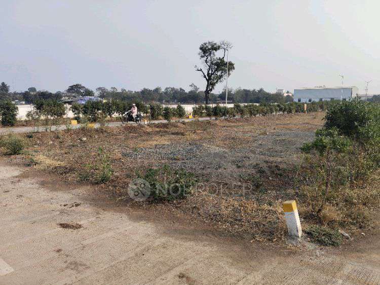 Godown/Warehouse in F4h9+9m, Uruli Kanchan, Maharashtra 412202, India, Pune for Rent 