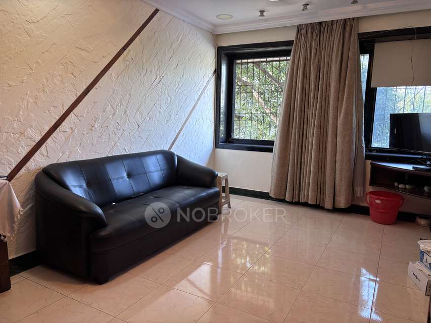 Single Room for Male In 2 BHK  In Mahim West