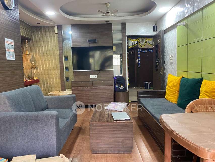 1 BHK Flat In Dheeraj Godavari Apartments For Sale  In Malad West