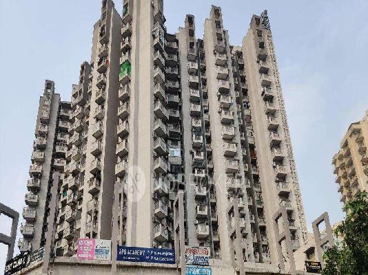 4 BHK Flat In Shri Radha Sky Gardens  For Sale  In Sector 16b