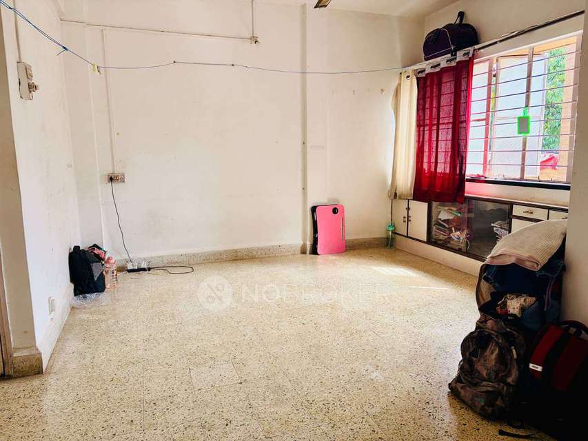 Shared Room for Female In 1 BHK  In Sadashiv Peth