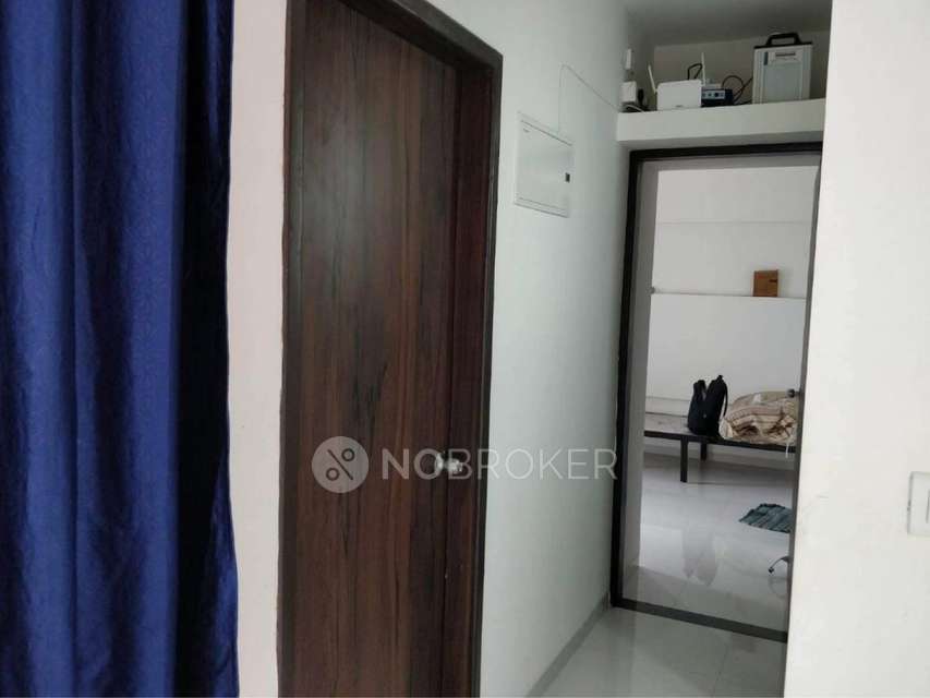 Shared Room for Male In 2 BHK  In Yashwin Anand In Sus