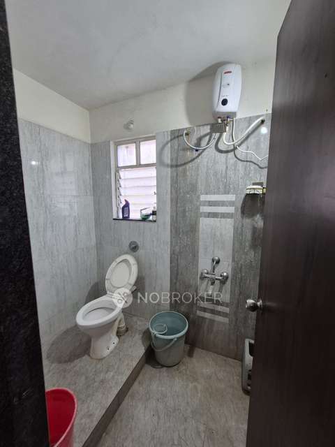 Shared Room for Male In 2 BHK  In Yashwin Anand In Sus