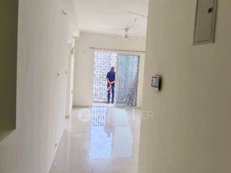 2 BHK Flat In Godrej Hillside 1, Mahalunge for Rent  In Tower T3