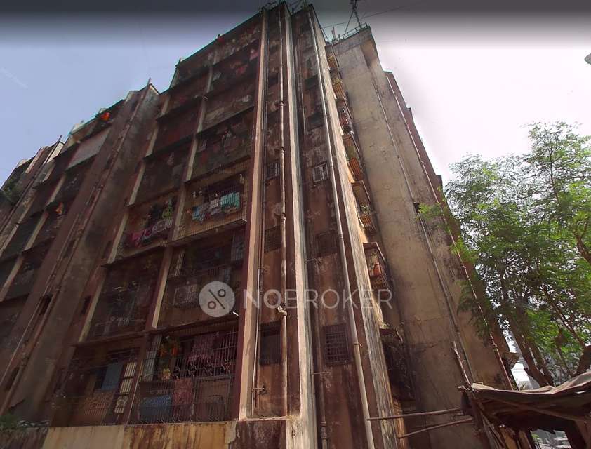 1 BHK Flat In Thridham Complez For Sale  In Kandivali West