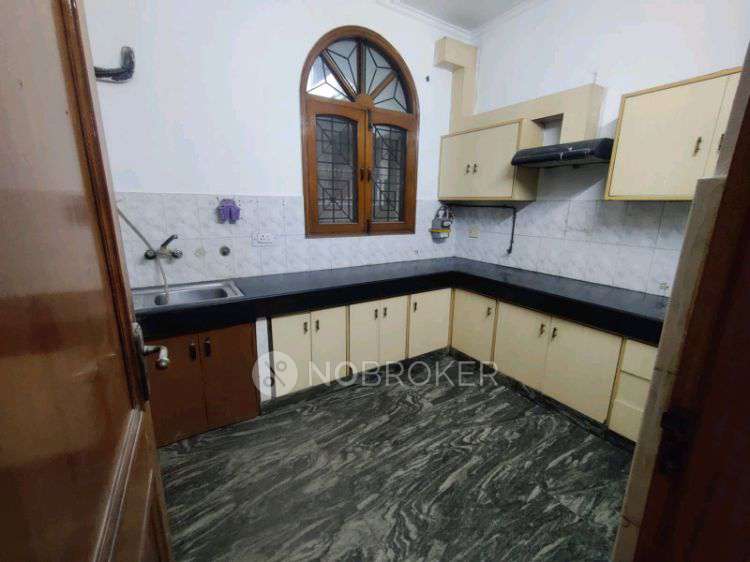 2 BHK House for Rent  In Sector 34