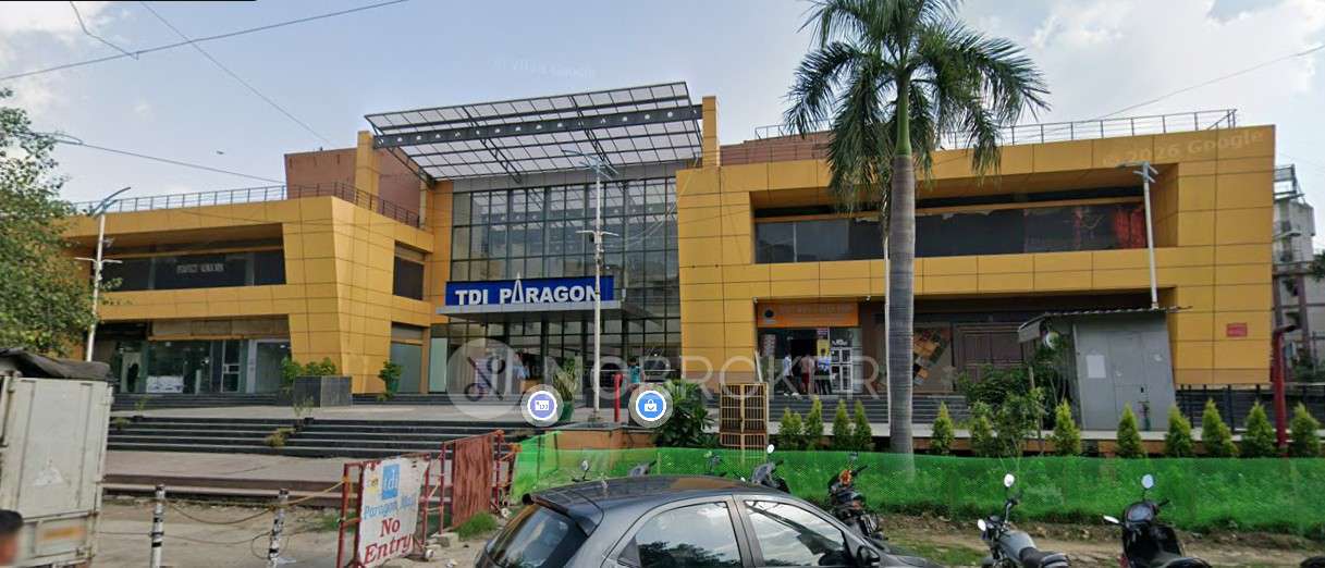 Shop in Raja Garden, Delhi for Rent 