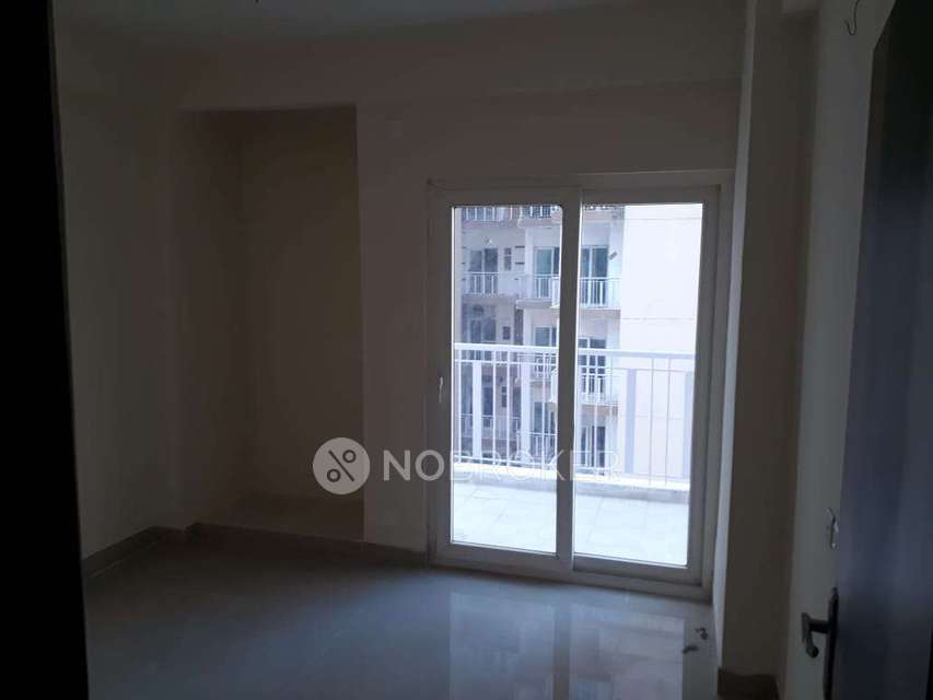 2 BHK Flat In Fusion Homes, Tech Zone Iv For Sale  In Tech Zone Iv