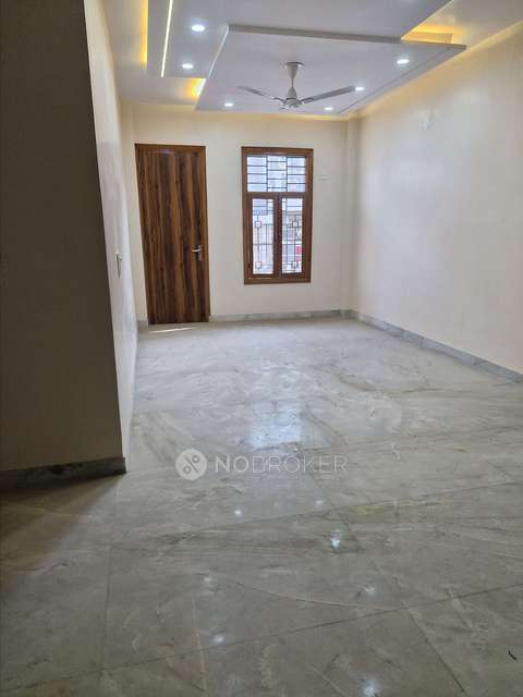 3 BHK Flat In Standalone Building  For Sale  In Meenakshi Garden
