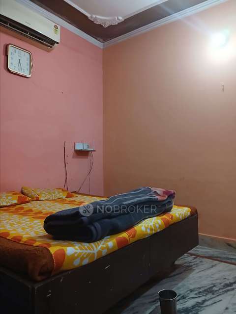 PG for Girls in Najafgarh