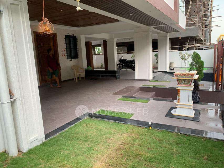 4+ BHK House for Rent  In Sb Patil College Road