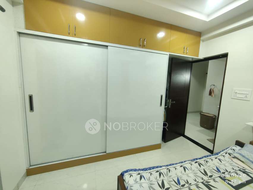 2 BHK Flat In Vazhraa Vihhari, Manikonda For Sale  In Vazhraa Vihhari