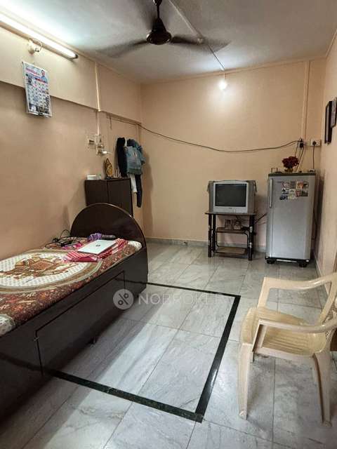1 BHK Flat In Riddhi Siddhi Bldg New Mhb Colony Borivali West for Rent  In New Mhb Colony
